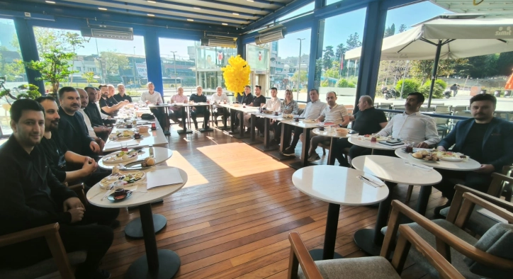 Gürbüz Grup Klima Yöneticilerimizle Yaza Hazırlık Değerlendirme Toplantısı Yaptık.