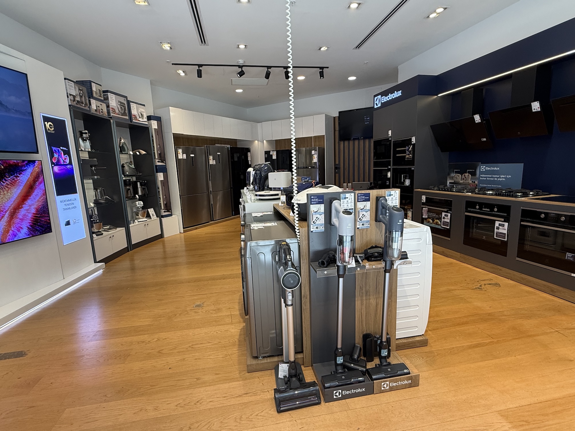 Electrolux Palladium Magaza